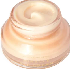 Creme für die Augenpartie
