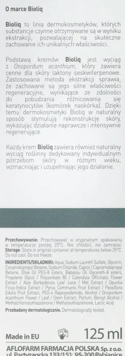 Feuchtigkeitsspendendes Gesichtsreinigungsgel mit Silikonbürste