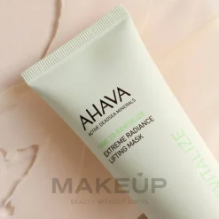 Glättende und revitalisierende Lifting-Gesichtsmaske mit Mineralien aus dem Toten Meer