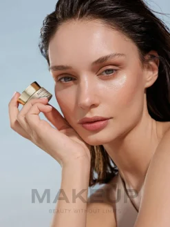 Nachtcreme für die Haut um die Augen