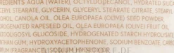 Pflegendes und glättendes Gesichtspeeling mit Phytosterinen, Tapioka und fein gemahlenen Olivenkernen