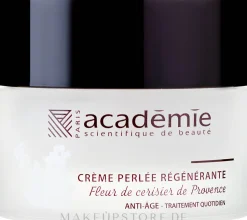 Regenerierende Gesichtscreme mit Perlen und Kirschblüte