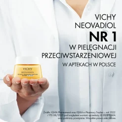 Regenerierende Lifting-Tagescreme gegen Erschlaffung für die Haut nach der Menopause