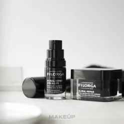 Revitalisierende Anti-Aging Augen- und Lippenkonturencreme gegen dunkle Ringe