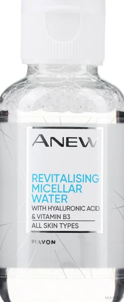 Revitalisierendes Mizellen-Gesichtswasser mit Hyaluronsäure und Vitamin B3