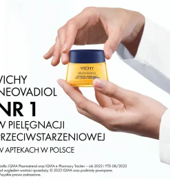 Revitalisierende und straffende Nachtcreme für das Gesicht