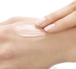 Revitalisierende und stärkende Rosé-Creme für reife Haut