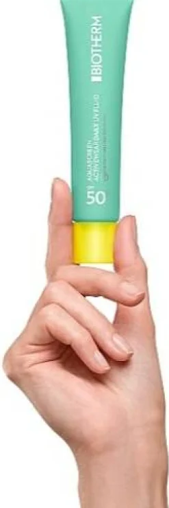 Tägliche leichte Fluid mit sehr hohem Schutz SPF50+